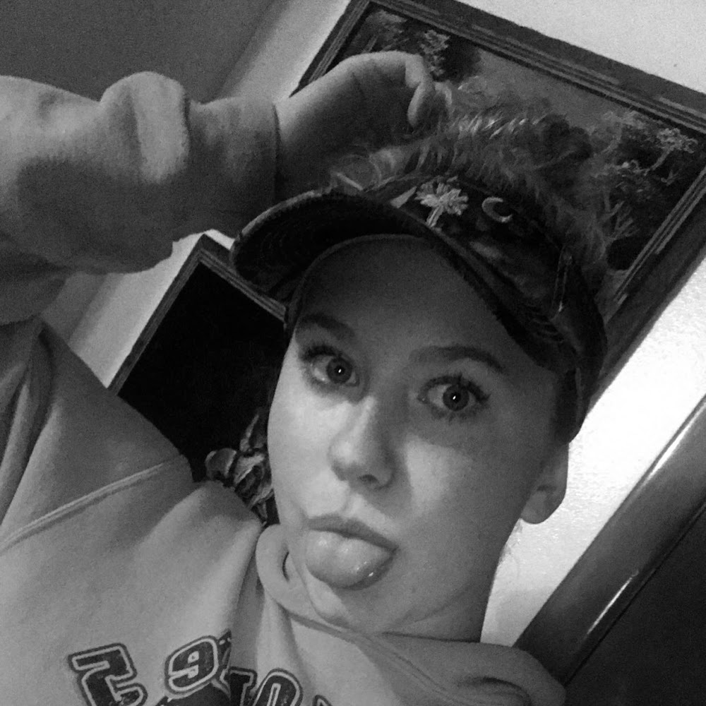 Meet your Posher, Destiney